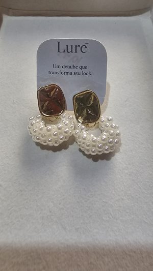 Brinco Dourado pérolas