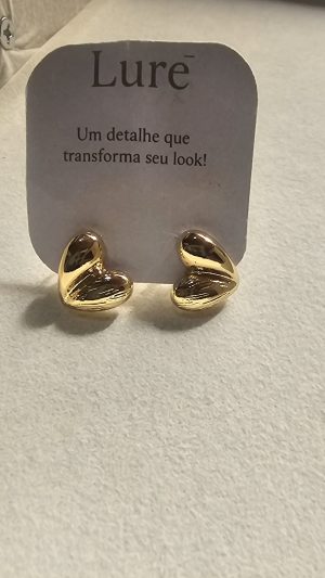 Brinco Dourado de coração